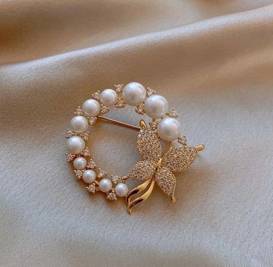 Broche Alias